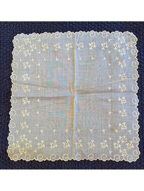 White Lace Handkerchief Floral Scalloped Edge
